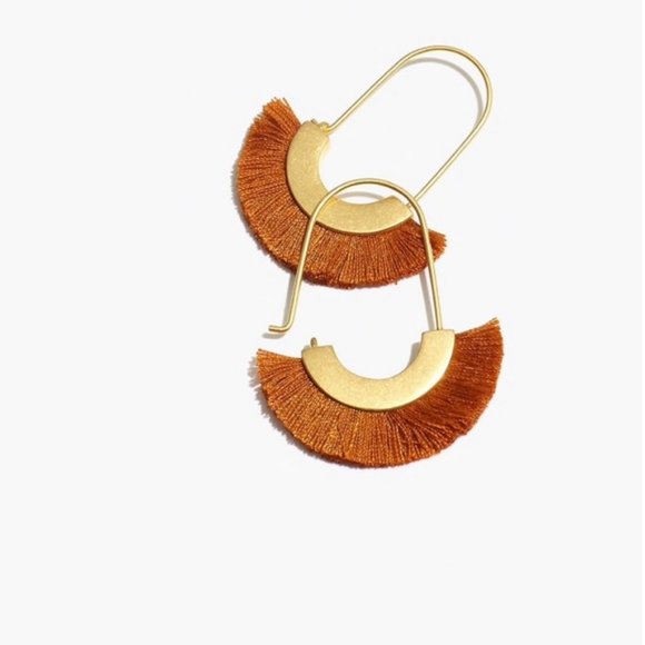 Madewell Jewelry - Madewell Arc Wire Fringe Earrings